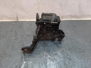 Запчасть кронштейн блока abs Opel Astra 2008