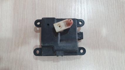 Запчасть моторчик заслонки отопителя Nissan Almera 2005