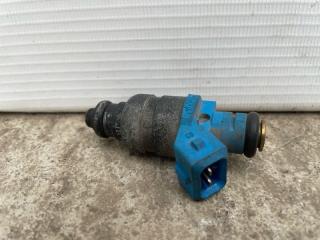 Запчасть топливная форсунка Volvo S40 2002