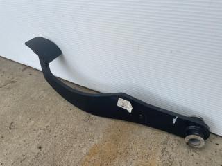 Запчасть педаль сцепления Лада Vesta 2020