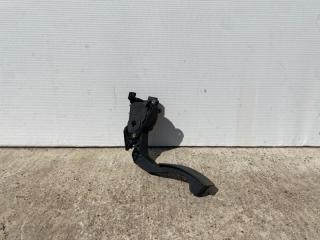 Фото запчасти педаль газа Renault Logan Stepway 2019 Б/У запчасть Запчасть педаль газа Renault Logan Stepway 2019