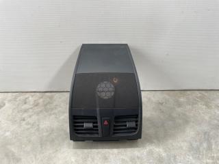Фото запчасти накладка на торпедо Suzuki SX4 2010 Б/У запчасть Запчасть накладка на торпедо Suzuki SX4 2010