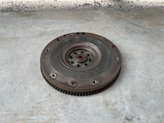 Фото запчасти маховик Suzuki SX4 2010 Б/У запчасть Запчасть маховик Suzuki SX4 2010