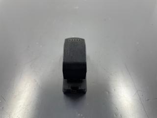 Фото запчасти кнопка стеклоподъемника задняя левая Suzuki SX4 2010 Б/У запчасть Запчасть кнопка стеклоподъемника задняя левая Suzuki SX4 2010