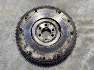 Фото запчасти маховик Skoda Fabia 2012 Б/У запчасть Запчасть маховик Skoda Fabia 2012