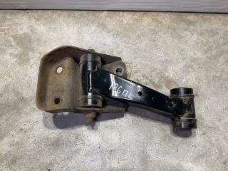 Запчасть рычаг подвески передний левый Nissan BLUEBIRD 1998