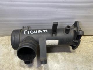 Запчасть патрубок воздушного фильтра Volkswagen Tiguan 2011
