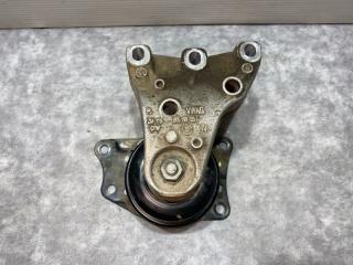 Запчасть подушка двигателя правая Volkswagen Polo 2014