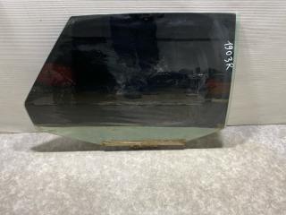 Запчасть стекло двери заднее правое Лада Приора 2008