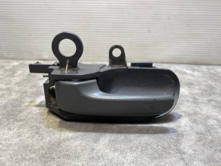 Запчасть ручка двери внутренняя задняя левая Toyota Yaris 1999