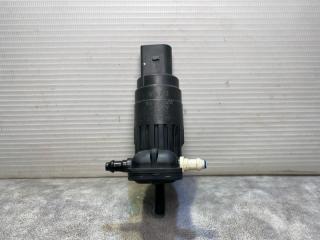 Запчасть насос омывателя Skoda Fabia 2012