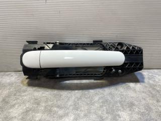 Запчасть ручка двери внешняя передняя правая Skoda Fabia 2012