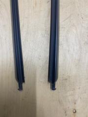 Молдинг лобового стекла Camry 2020 V70