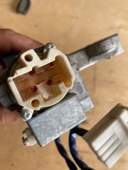 Замок зажигания Nissan X-Trail T31 MR20