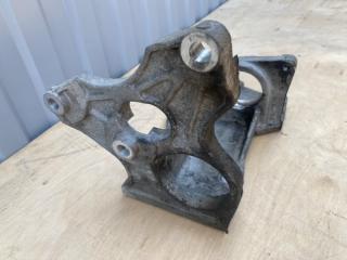 Кронштейн привода передний правый Nissan X-Trail T31 QR25DE