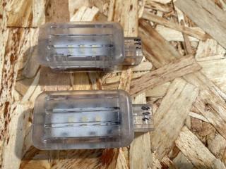 Запчасть плафон подсветки багажника Land Rover Range Rover 2019