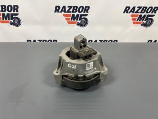Запчасть опора двигателя правая BMW 530i 2017