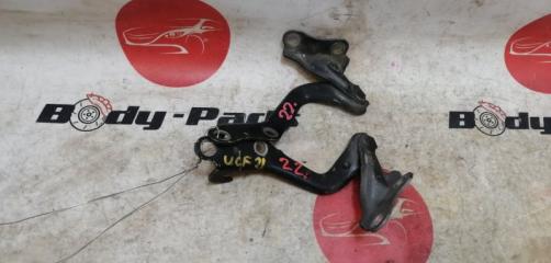 Петля капота TOYOTA CELSIOR UCF21 1 ракурс