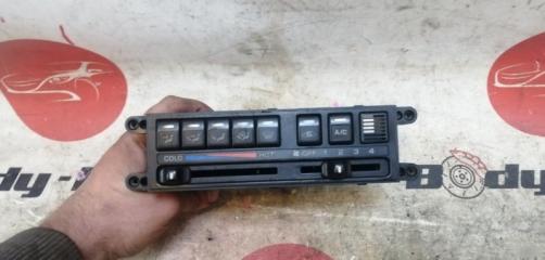 Блок управления климат-контролем NISSAN SKYLINE HCR32 135 2 ракурс