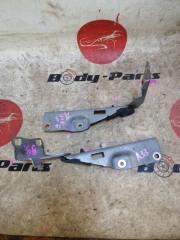 Петля капота NISSAN CEFIRO A33 1 ракурс Петля капота NISSAN CEFIRO A33 1 ракурс