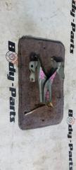 Петля капота TOYOTA DUET M100A 1 ракурс