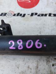 Стойка левая задняя TOYOTA CAMRY SV40 2 ракурс