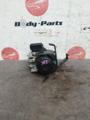 Блок abs LEXUS IS250 GSE20 4GR-FSE 1 ракурс