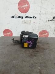 Блок abs LEXUS IS250 GSE20 4GR-FSE 3 ракурс