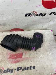Патрубок воздушного фильтра MITSUBISHI RVR n23w 4G63 5 ракурс