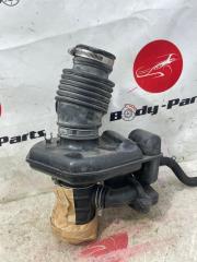 Патрубок воздушного фильтра NISSAN TEANA J31 VQ23 4 ракурс