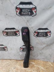 Балка TOYOTA WISH ZNE14 1ZZ 1 ракурс Балка TOYOTA WISH ZNE14 1ZZ 1 ракурс