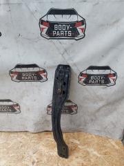 Балка TOYOTA WISH ZNE14 1ZZ 2 ракурс