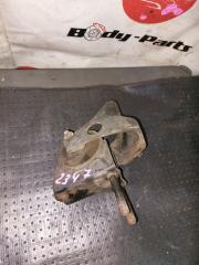 Подушка двигателя правая задняя TOYOTA PORTE NNP15 1NZ 1 ракурс Подушка двигателя правая задняя TOYOTA PORTE NNP15 1NZ 1 ракурс