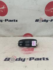 Блок упр. стеклоподьемниками правый передний TOYOTA ARISTO JZS160 1 ракурс Блок упр. стеклоподьемниками правый передний TOYOTA ARISTO JZS160 1 ракурс