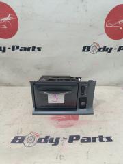 Бардачок HONDA CR-V RD7 1 ракурс Бардачок HONDA CR-V RD7 1 ракурс