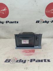 Бардачок HONDA CR-V RD7 1 ракурс Бардачок HONDA CR-V RD7 1 ракурс