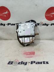 Электронный блок Nissan LEAF AZE0 EM57 283B0 3NK0B 1 ракурс