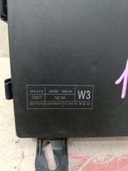 Блок предохранителей Nissan LEAF AZE0 EM57 284B7 3NE3A 2 ракурс