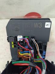 Блок предохранителей Nissan LEAF AZE0 EM57 284B7 3NE3A 4 ракурс