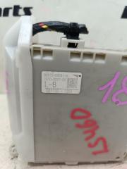 Блок предохранителей LEXUS LS460 USF40 1UR 82670-50091A 2 ракурс