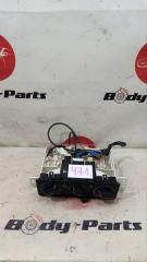 Блок управления климат-контролем MAZDA DEMIO DW3W 1 ракурс