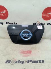 Лючок бензобака NISSAN leaf aze0 1 ракурс