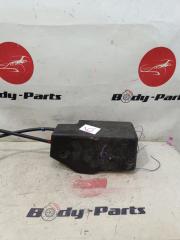 Блок круиз-контроля TOYOTA AVALON MCX10 1MZ 88200-33010 1 ракурс Блок круиз-контроля TOYOTA AVALON MCX10 1MZ 88200-33010 1 ракурс