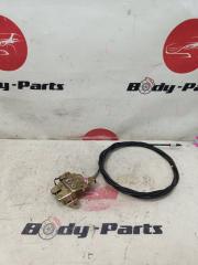 Замок багажника TOYOTA VISTA SV30 1 ракурс