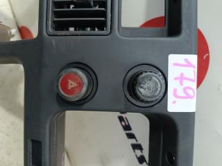 Консоль спидометра ISUZU BIGHORN UBS69 2 ракурс Консоль спидометра ISUZU BIGHORN UBS69 2 ракурс
