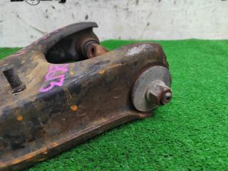 Рычаг правый передний ISUZU BIGHORN UBS55 4JB1-T 3 ракурс
