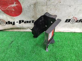 Кронштейн передний HONDA FIT GE6 L13A 60845TF0300ZZ, 60843TF0300ZZ, 60120TF0000ZZ, 60844TF0300ZZ, 60944TF030ZX 2 ракурс