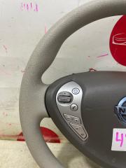 Руль с airbag NISSAN LEAF ZE0 2 ракурс