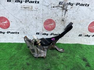 Педаль газа HONDA CR-V RD1 B20B 1 ракурс Педаль газа HONDA CR-V RD1 B20B 1 ракурс
