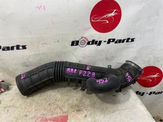 Патрубок воздушного фильтра HONDA PRELUDE BA8 F22B 1 ракурс